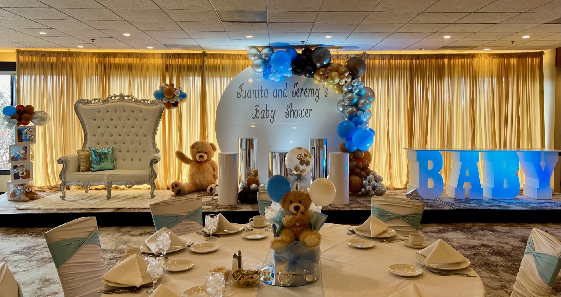 Care Bears Shower ☁️ 💞 . . Venue & Decor, @houseofthronesevents Rentals, @chicagolandluxerentals Cake & Desserts, @gl_creations, By House Of  Thrones Events